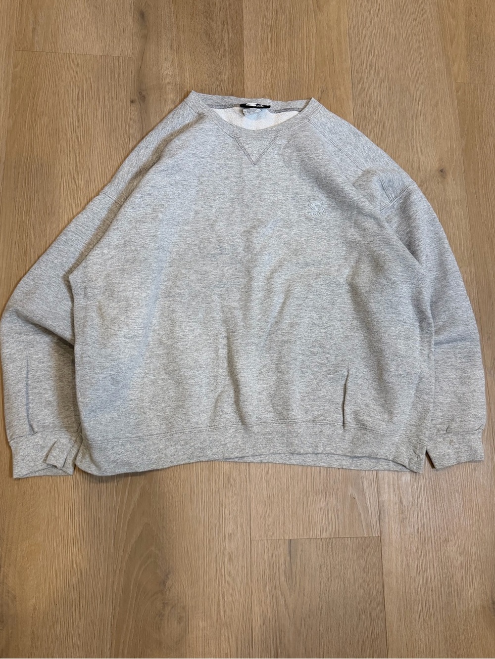 Starter Classic Men's Crewneck Sweater in Light Gray